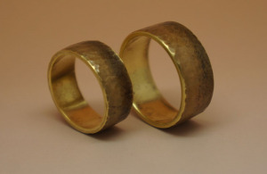 simple-brass-rings-3